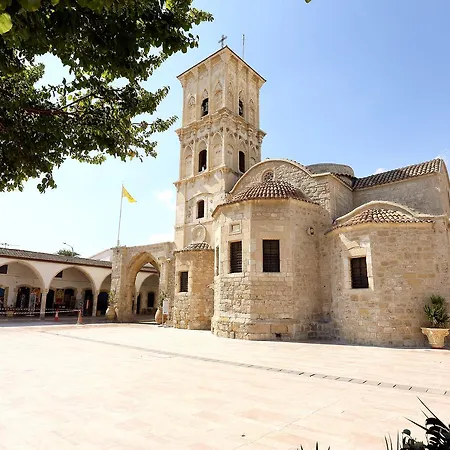 Appartement Penelopi Court 102 *