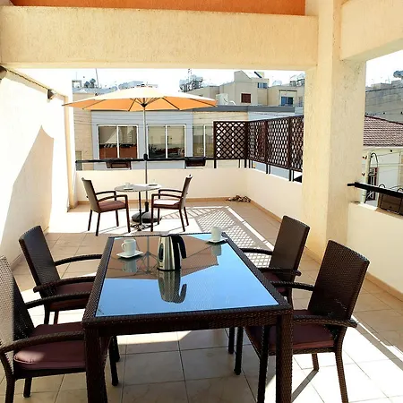 Appartement Penelopi Court 102