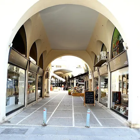 Penelopi Court 102 Larnaca