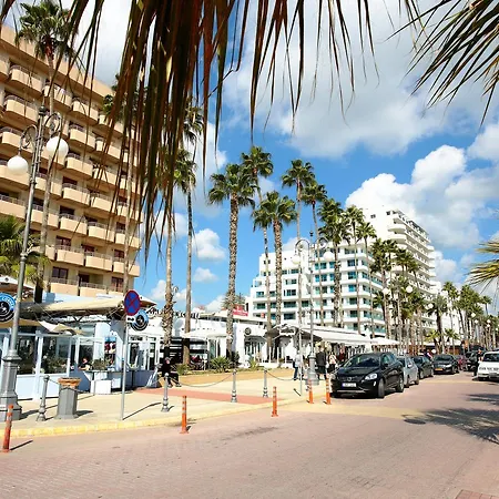 Penelopi Court 102 * Larnaca