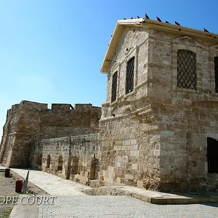 Appartement Penelopi Court 102 *