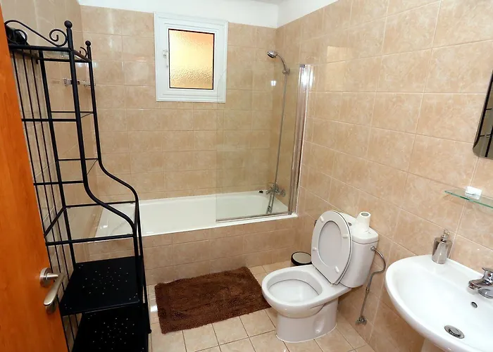 Penelopi Court 102 * Larnaca