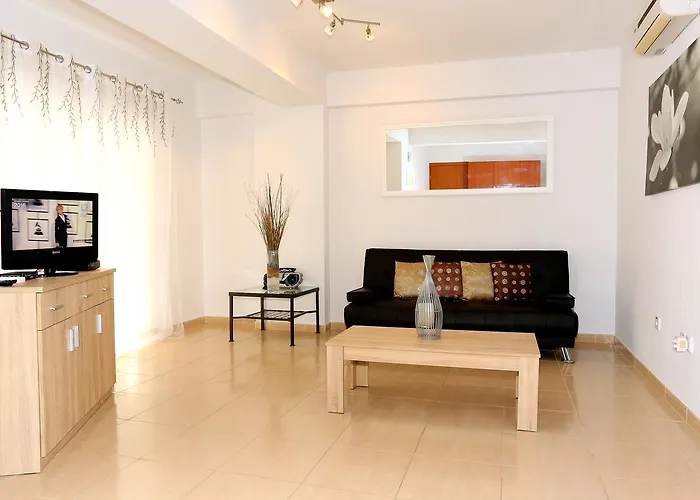 Penelopi Court 102 * Larnaca